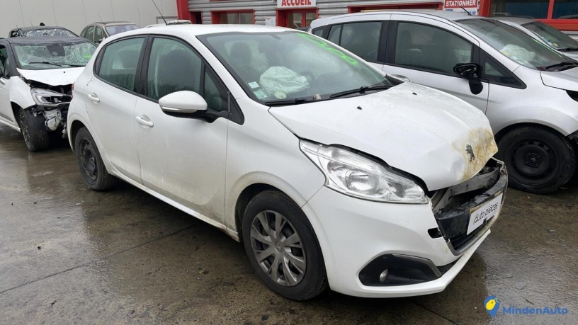 peugeot-208-1-phase-2-12381480-big-2