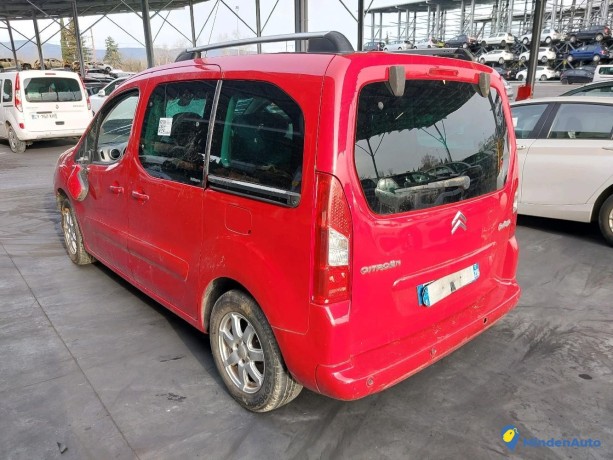 citroen-berlingo-ii-16-vti-120-multis-essence-big-1