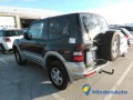 mitsubishi-pajero-small-1