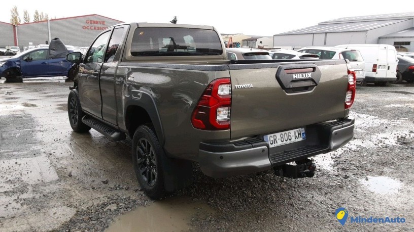 toyota-hilux-gr-806-kh-big-0