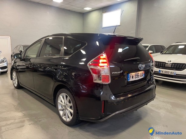 toyota-prius-hybride-skyviiew-102o2o-big-1