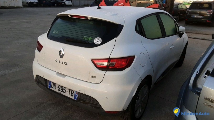 renault-clio-dr-995-tb-big-1