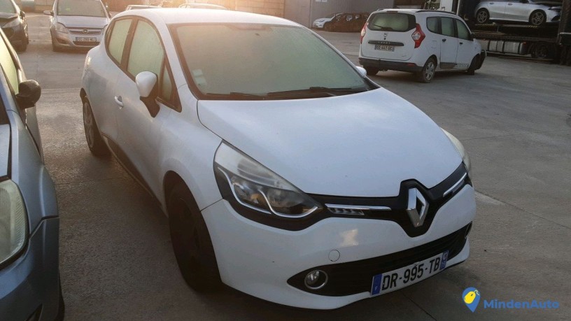 renault-clio-dr-995-tb-big-0