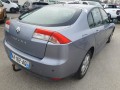 renault-laguna-3-small-10