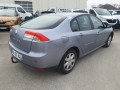 renault-laguna-3-small-11