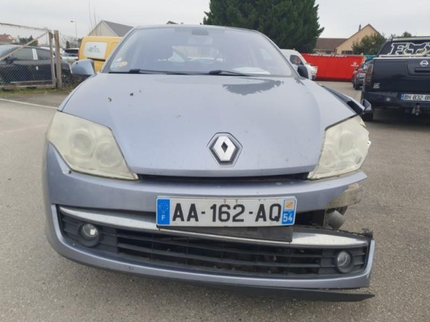 renault-laguna-3-big-2