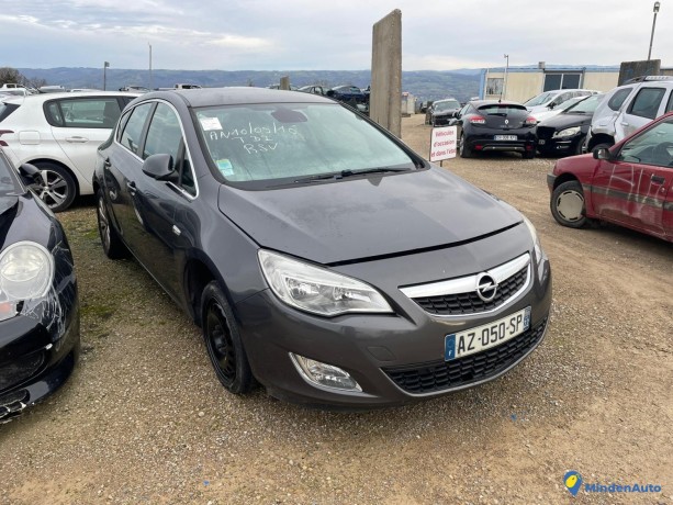 opel-astra-20-cdti-160-big-1