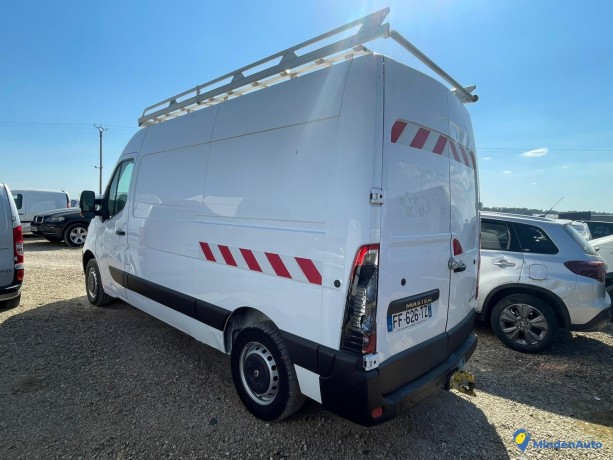 renault-master-23-dci-130-big-1