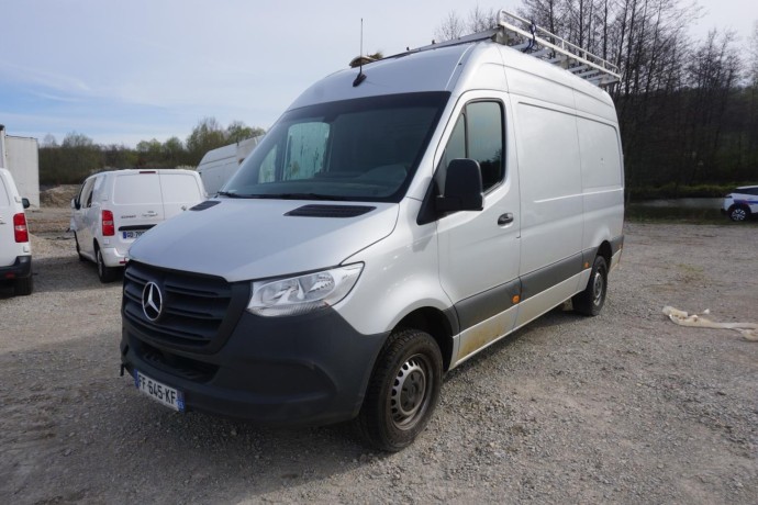 mercedes-sprinter-3-big-14