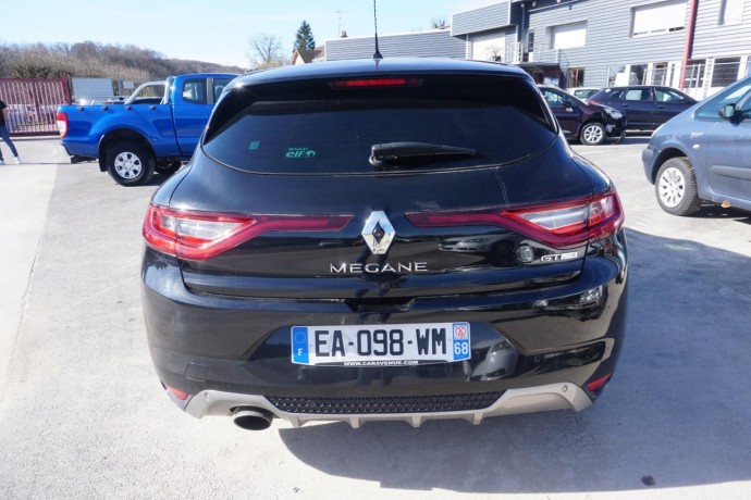 renault-megane-4-big-11