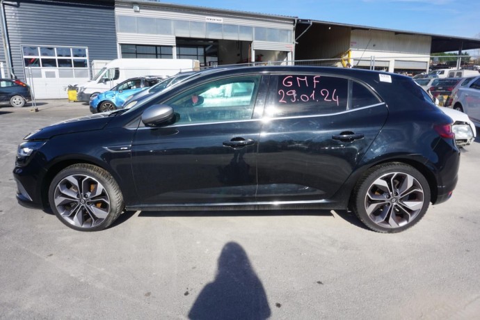 renault-megane-4-big-13