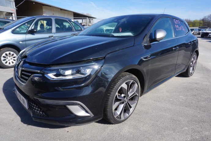 renault-megane-4-big-15