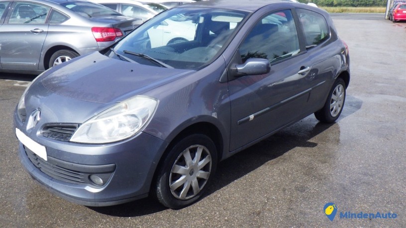 renault-clio-iii-15-dci-phase-1-big-0