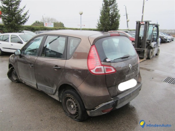 renault-scenic-iii-phase-1-15-dci-105-cv-big-1