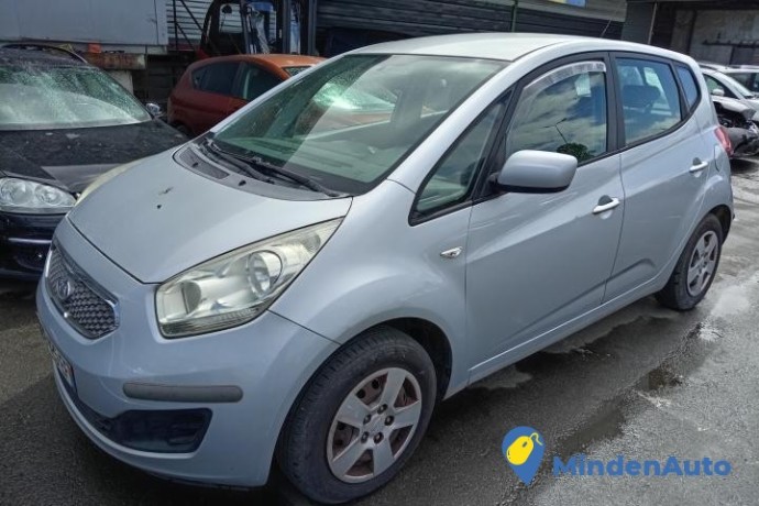 kia-venga-14i-90cv-i9-big-0