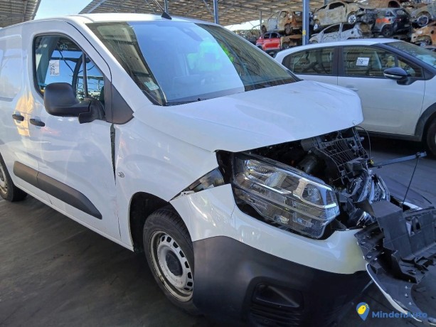 citroen-berlingo-15-bluehdi-102-gazole-big-3