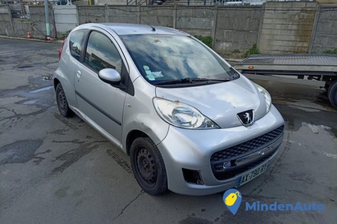 peugeot-107-10e-68cv-big-2