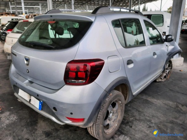 dacia-sandero-ii-09-tce-90-ch-ref-317493-big-2