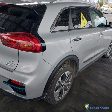 kia-e-niro-204-electric-active-electrique-big-0