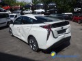 toyota-prius-18-l-vvt-i-executif-small-1