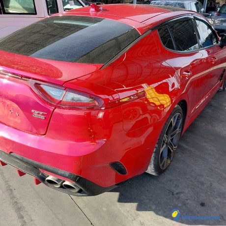 kia-stinger-gt-33t-370-awd-bva-essence-big-3