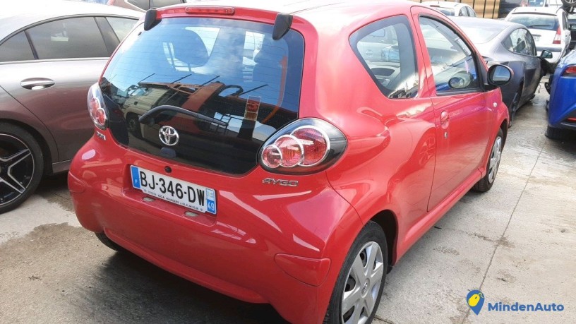 toyota-aygo-bj-346-dw-big-1