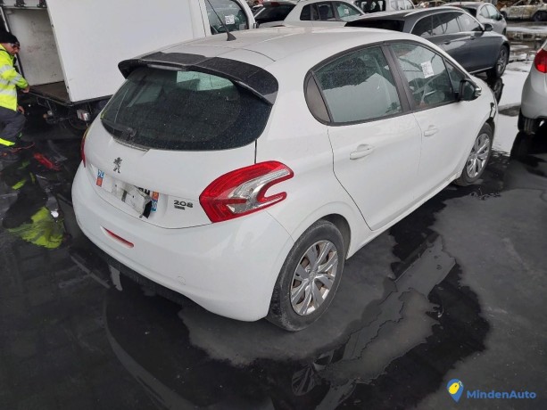 peugeot-208-14-hdi-68-active-gazole-big-1