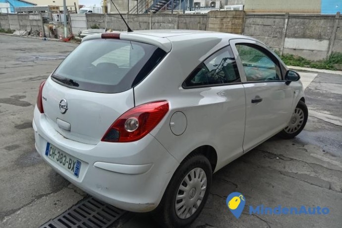 opel-corsa-10i-65cv-a9-ref-66028-big-1