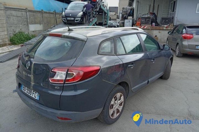 renault-megane-estate-iii-15-dci-110cv-a-a7-ref-64996-big-3