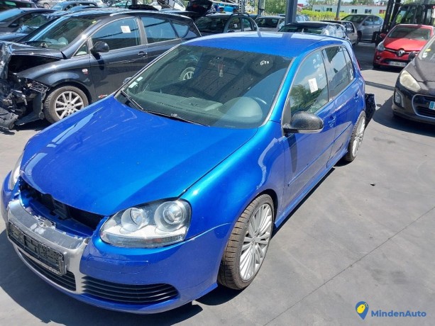 volkswagen-golf-v-r32-32-v6-4-motion-250-essence-big-0