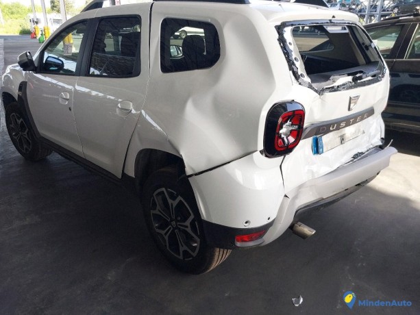 dacia-duster-15-dci-110-4x4-prestig-gazole-big-2