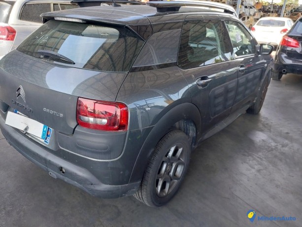 citroen-c4-cactus-16-bhdi-100-gazole-big-1