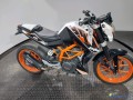 ktm-390dukec2-essence-small-1