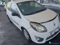 renault-twingo-15-dci-65-walkman-gazole-small-0