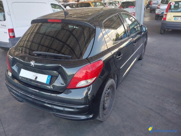 peugeot-207-16-hdi-92-gazole-big-3