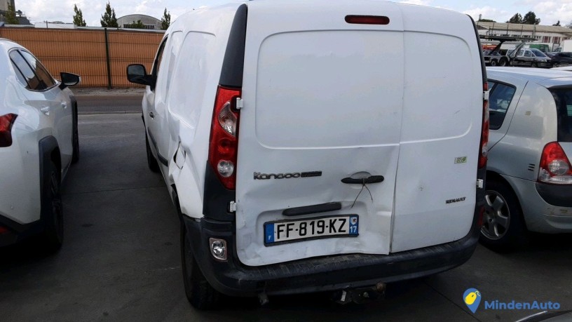 renault-kangoo-ff-819-kz-big-3