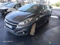 peugeot-208-12-puretech-82-signature-essence-small-0