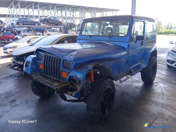 jeep-wrangler-yj-40i-hardtop-reneg-essence-big-0