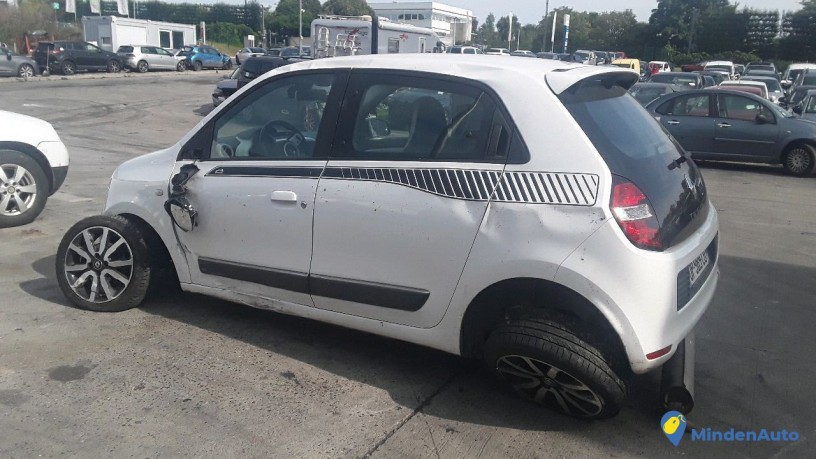 renault-twingo-sce-dp-989-ld-big-3