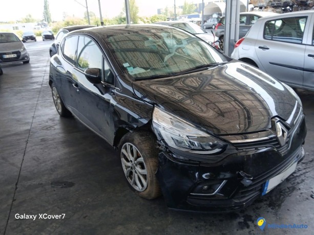 renault-clio-iv-09-tce-90-limited-essence-big-2