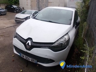 CLIO 4 1.2 75 CV accidentée