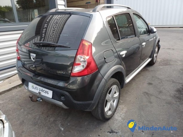 dacia-sandero-1-reference-13354223-big-3