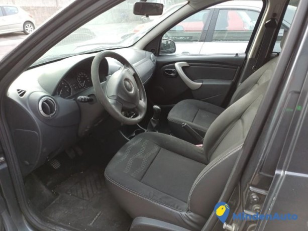 dacia-sandero-1-reference-13354223-big-4