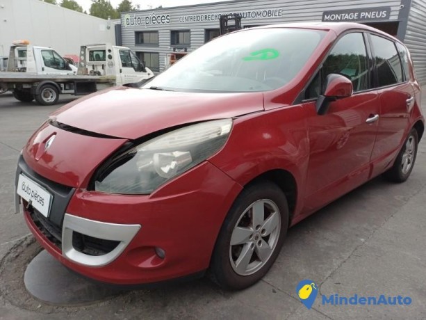 renault-scenic-3-phase-1-13328749-big-2