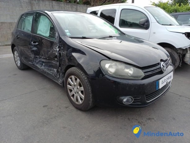 volkswagen-golf-6-13224034-big-2