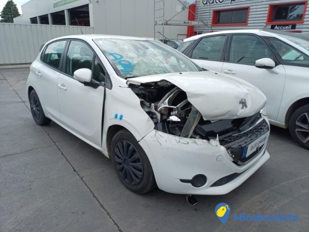 peugeot-208-1-phase-1-13178078-big-2