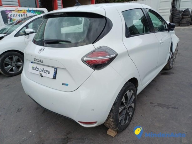 renault-zoe-2-12941469-big-1