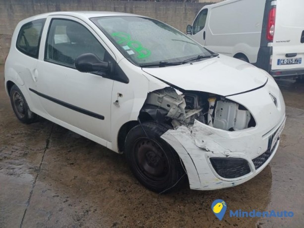 renault-twingo-2-phase-1-13059950-big-3