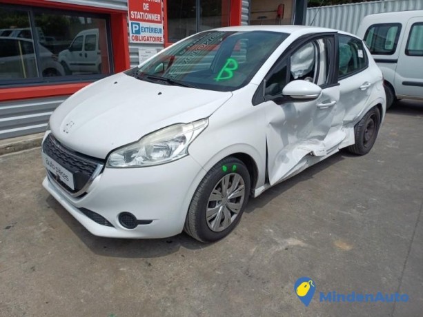 peugeot-208-1-phase-1-13116056-big-2