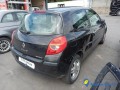 renault-clio-3-phase-1-13168243-small-3